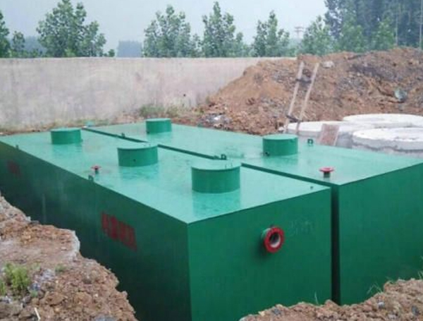 Underground integrated sewage treatment equipment